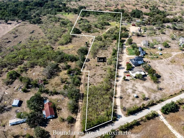 LOT 1 Track Rd, Red Rock, TX 78662