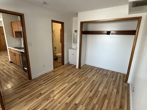401 Slater St #2