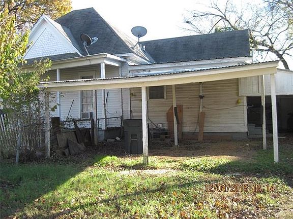 5th image of 419 N Pleasant St