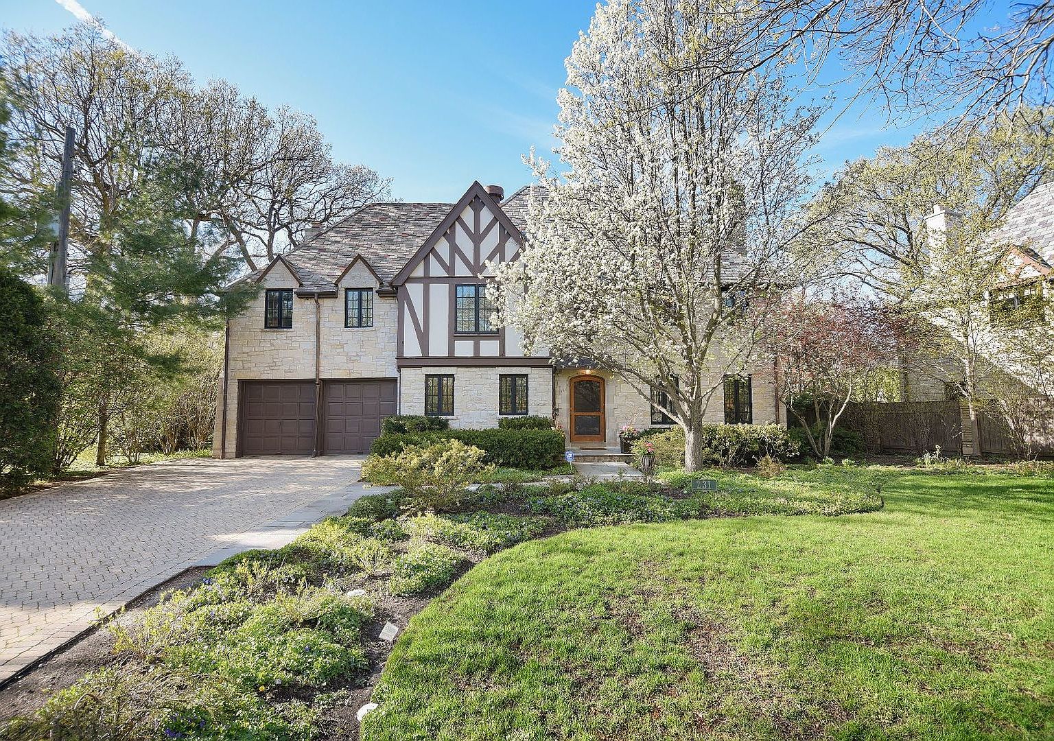 231 Ave, IL 60093 Zillow