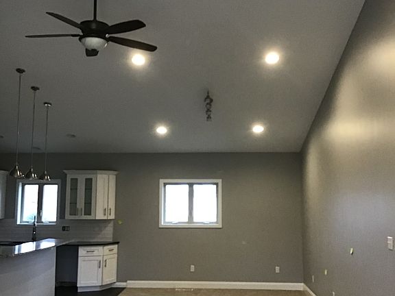 Great room Cathedral Ceiling