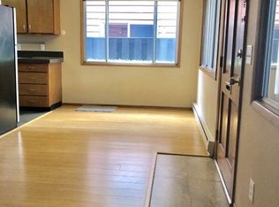 2020 NE Hancock St, Portland, OR 97212