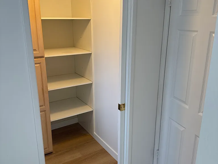 653 Pier Ave #3 — Photo 44
