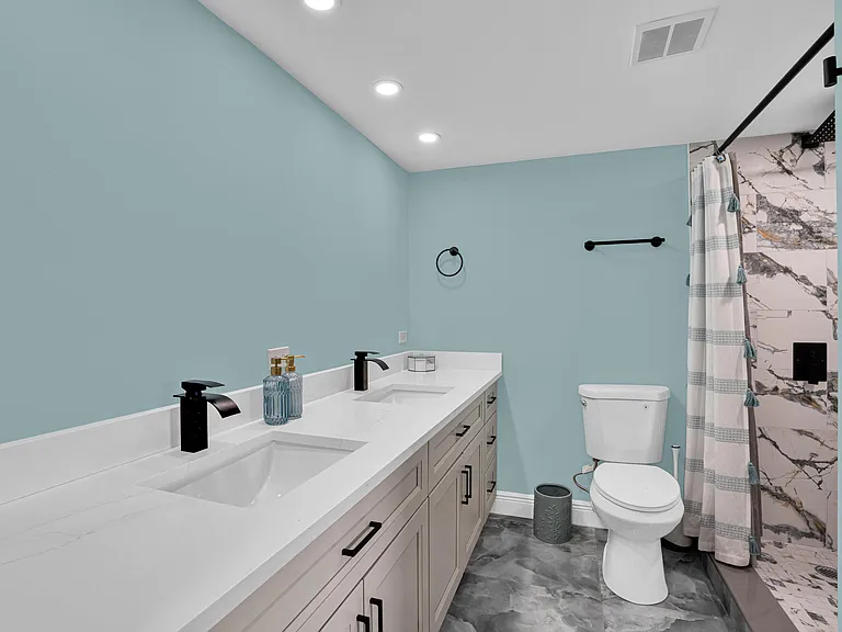 4015 W Palm Aire Dr #704 — Photo 12