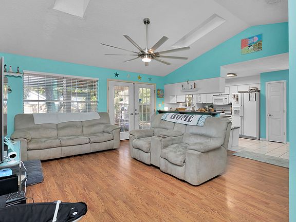 5th image of 6774 Avenida De Galvez