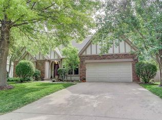 12225 Carter St, Overland Park, KS 66213