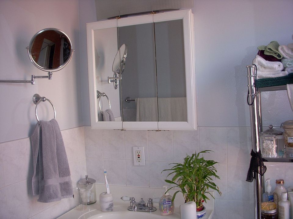 2nd image of 263 Wythe Ave