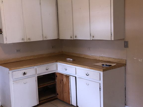 3rd image of 154 Georgette St