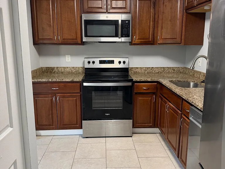 6554 Macbeth Way — Photo 6