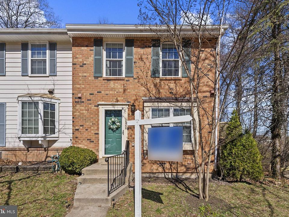 2nd image of 10266 Fern Pool Ct