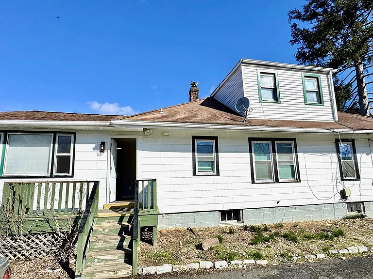 117 Browning Ave — Photo 21