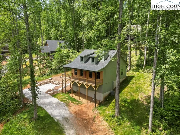 511 N Blue Ridge Drive, Marion, NC 28752