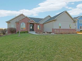 6685 Wolf Hollow Rd, Windsor, WI 53598