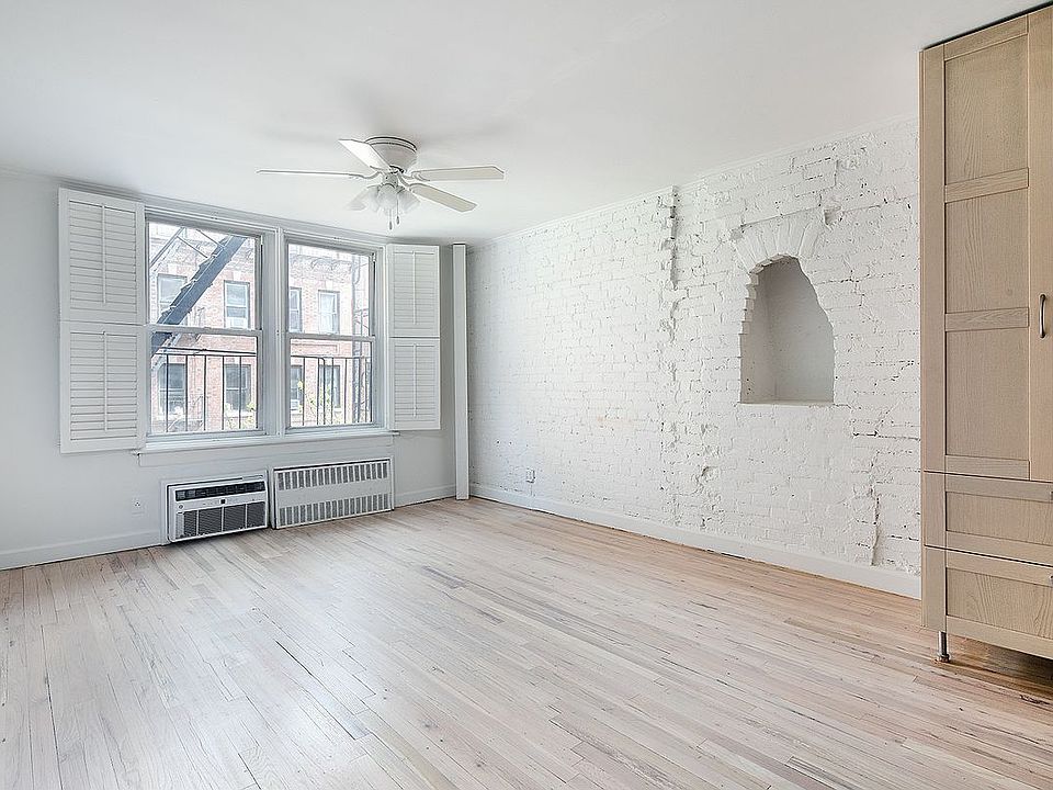1st image of 240 E 30th St APT 4A