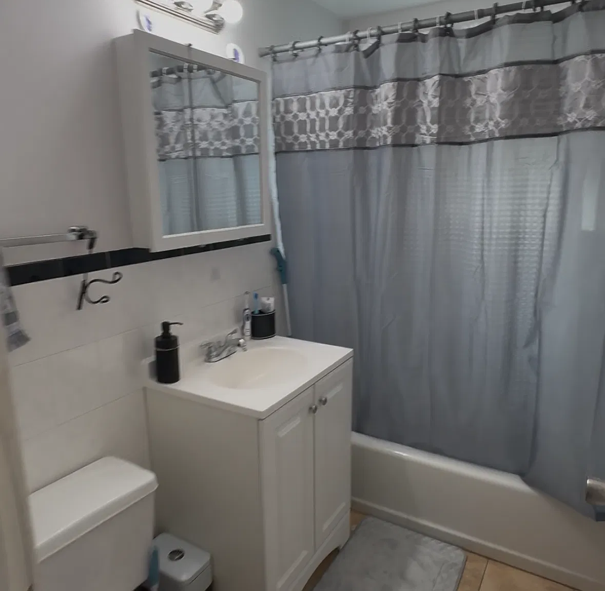 1 bed, $1,350 — Photo 3