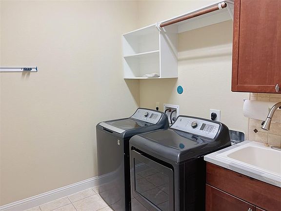 5th image of 26726 Grey Peregrine Dr