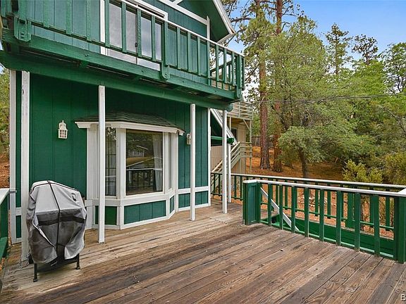 4th image of 229 Vista Ave