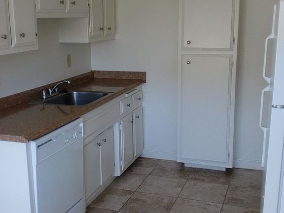 5th image of 5971 Lake Crest Way APT 01