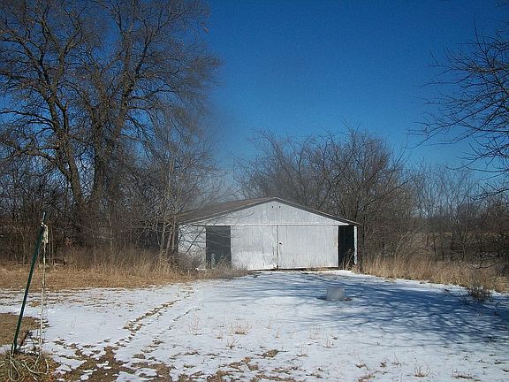 5th image of 1234 E 635th Ave