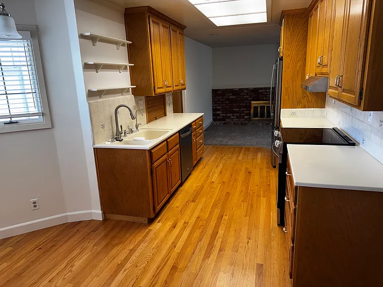 10363 Denison Ave — Photo 3