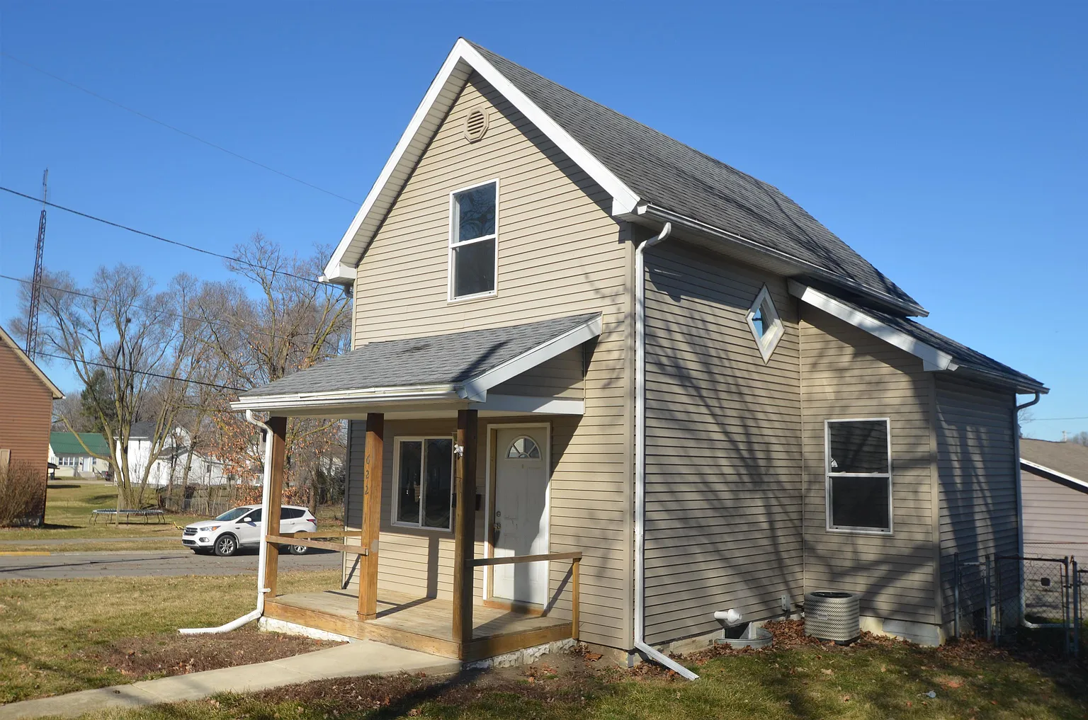 622 W William St photo 1