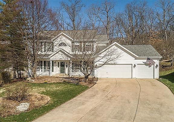 2nd image of 1100 New Ballwin Oaks Dr