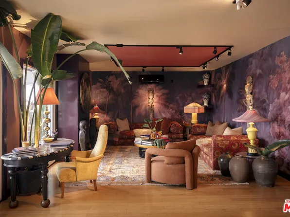 7560 Hollywood Blvd #Penthouse 409, Los Angeles, CA 90046