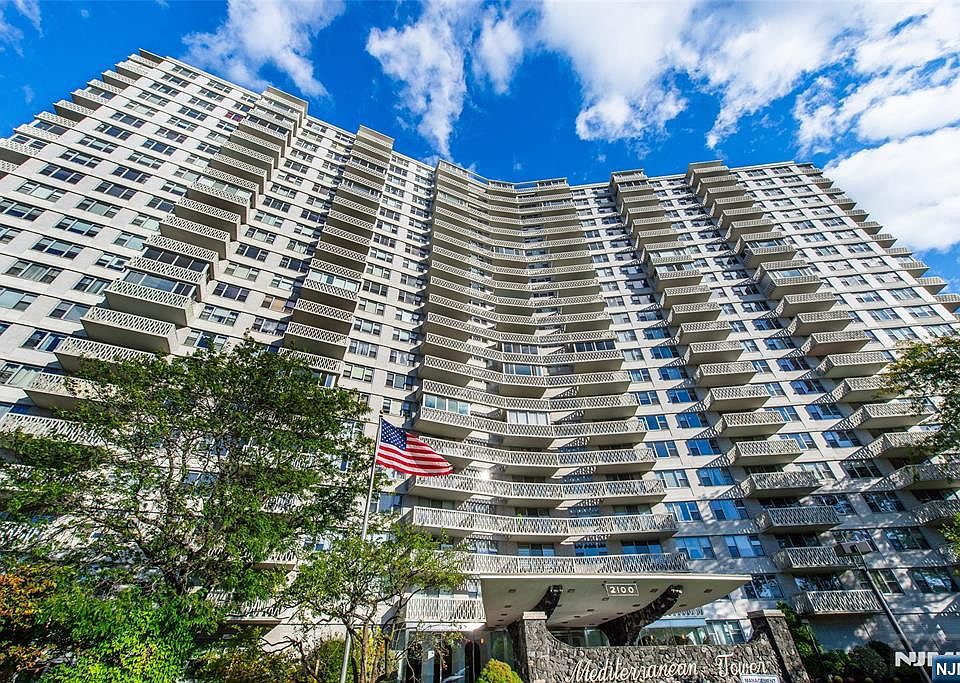 1st image of 2100 Linwood Ave APT 20W