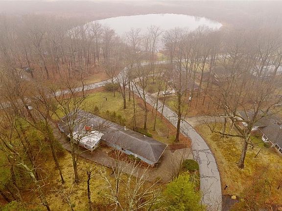 3rd image of 1748 Elm Dr