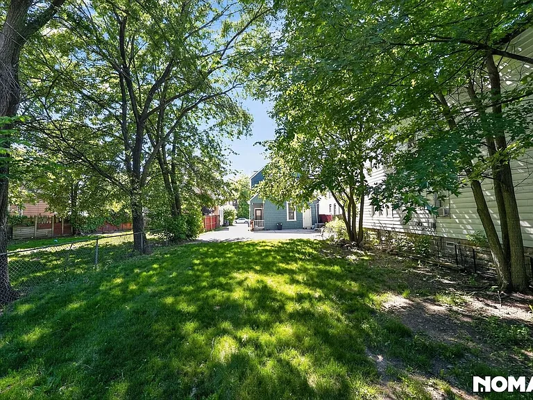 1855 W 58th St #1 — Photo 20