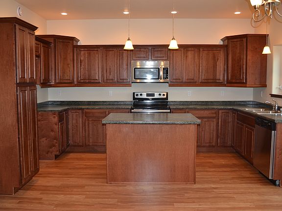 2nd image of 1228 Shooting Star Ct
