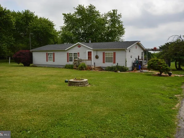 160 Oxford St, Oxford, PA 19363