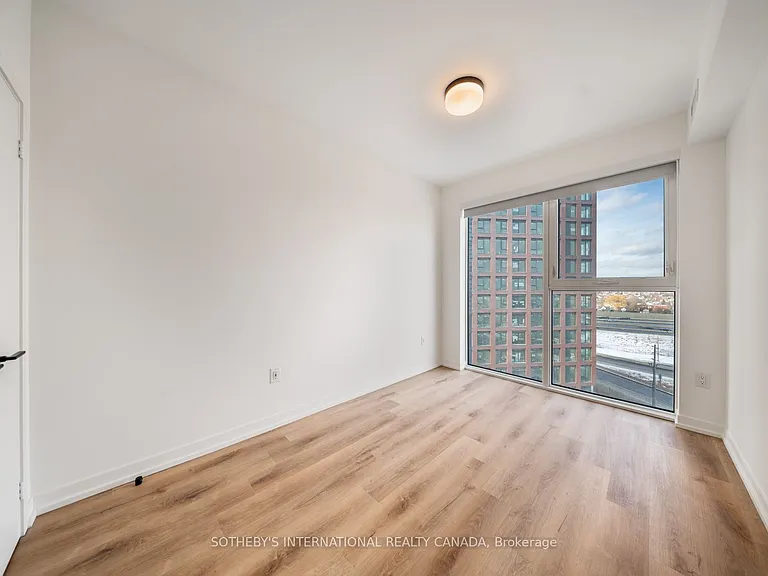 5 York Rd #1701 — Photo 16