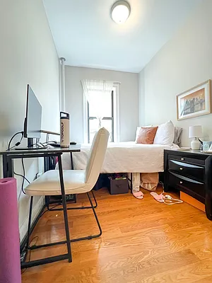 Rented by Denise Rosenblum, LREB | media 15