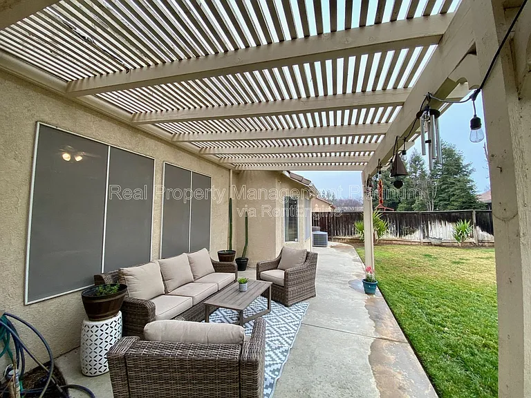 4872 N Crestmoor Ave — Photo 31