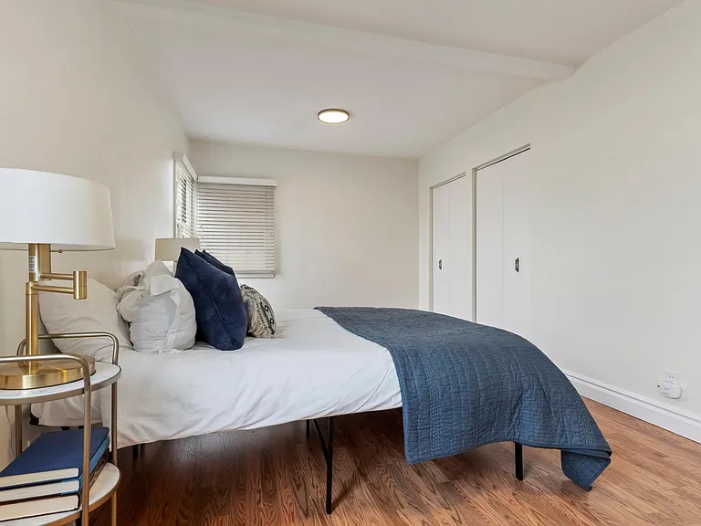 1465 E Redondo Ave S — Photo 10