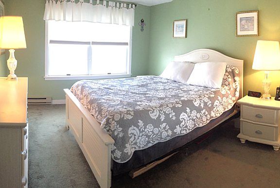 4th image of 1801 Post Rd #183