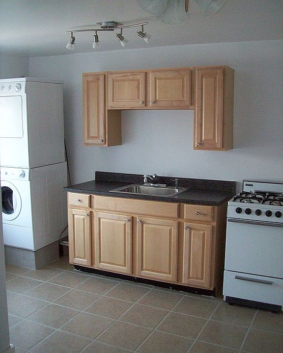 2nd image of 120 Ripka St