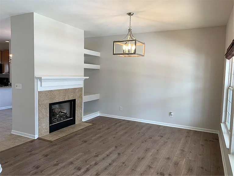 15426 Bowie Dr — Photo 2