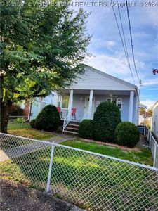 337 17th St, Dunbar, WV, 25064