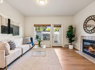 227 Marina Lakes Dr, Richmond, CA 94804