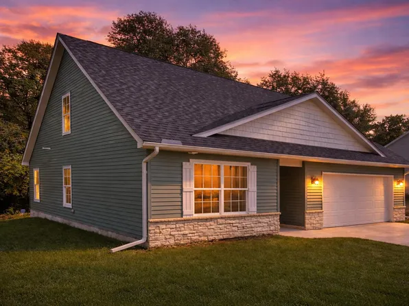 417 Belvoir Rd, Kingsford Heights, IN 46346