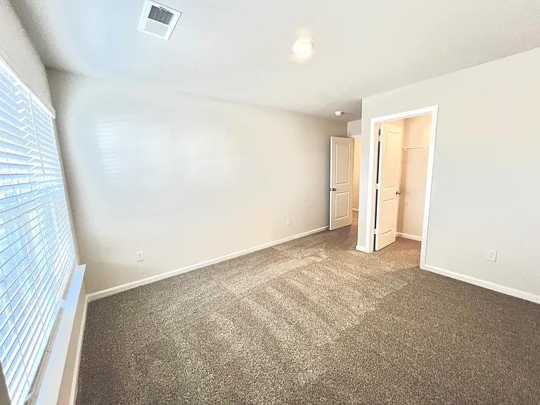 60 Ruffian Ct — Photo 47