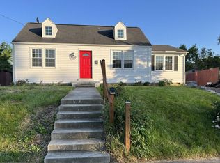 3030 Westlawn Pl, Falls Church, VA 22042