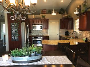 5122 Charmwood Dr, Rapid City, SD 57701