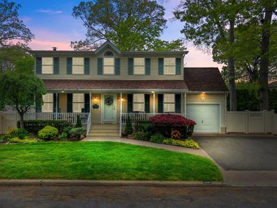 1620 East Drive, Merrick, NY, 11566