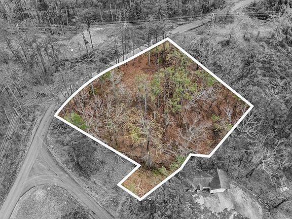 3rd image of 745 Prestage Rd