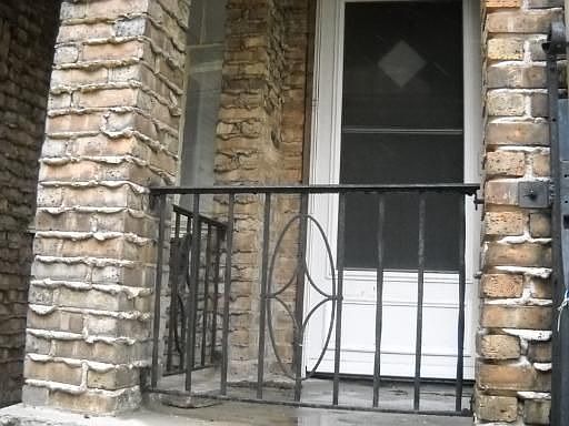 4th image of 8123 S Woodlawn Ave