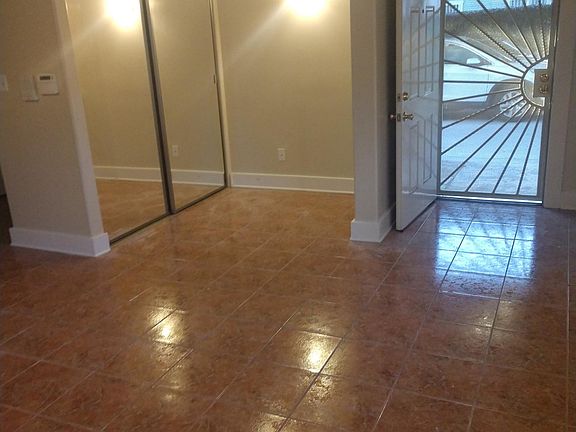 2nd image of 3908 1/2 Arlington Ave