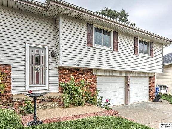 3rd image of 13618 Redwood Cir